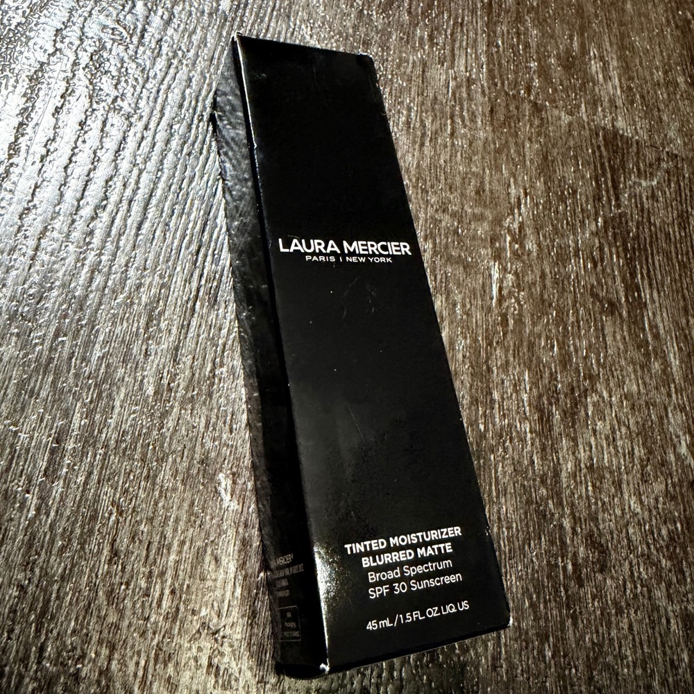 Laura Mercier Tinted Moisturizer Women 3N Sand Blurred Matte SPF 30 1.5oz New